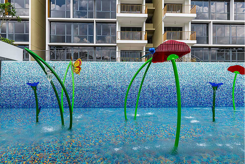 Corn Poppy Splash Pad