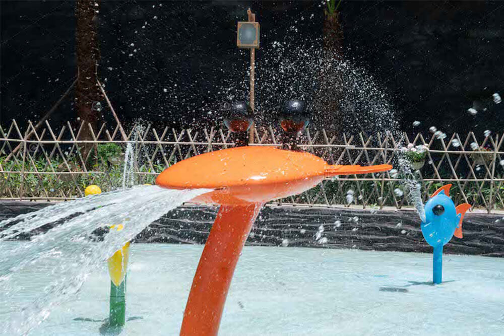 Crab splash pad