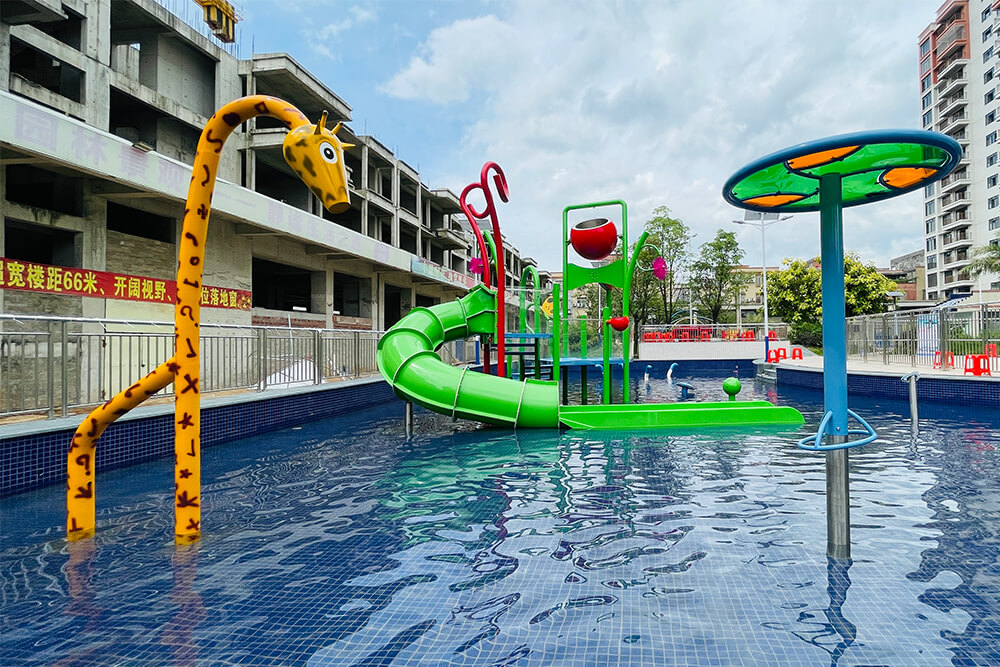 Giraffe Splash Pad