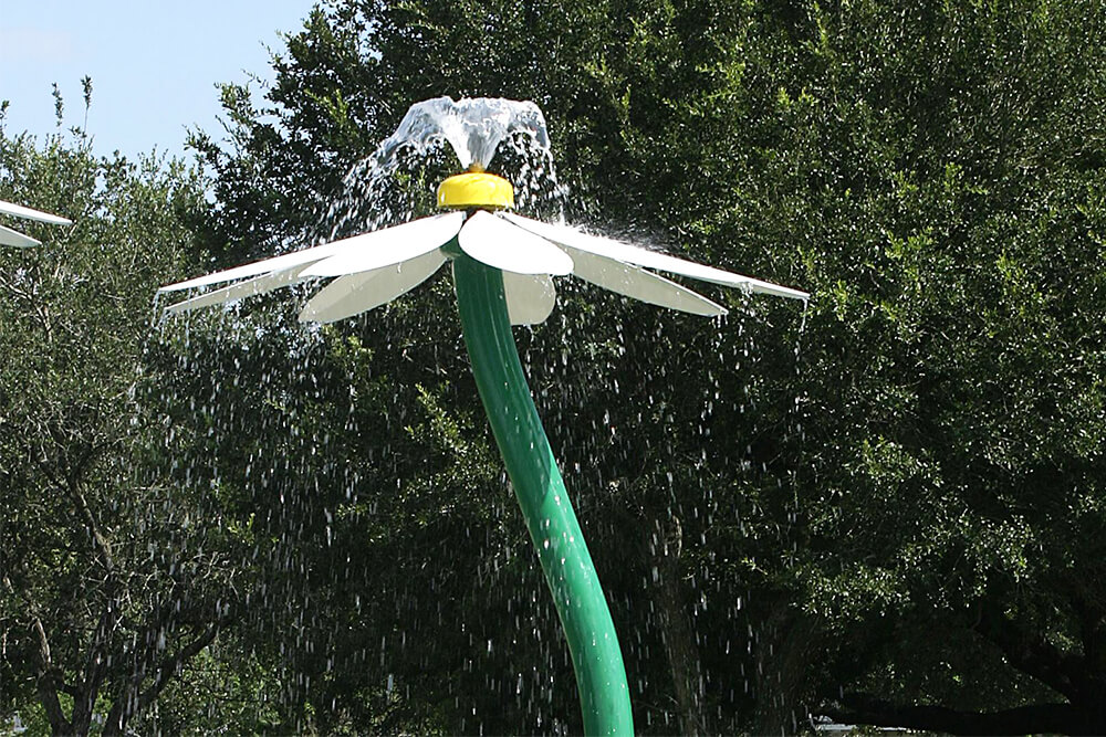 Lily Spout splash pad