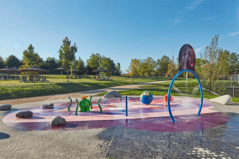 Planet Well Splash Pad