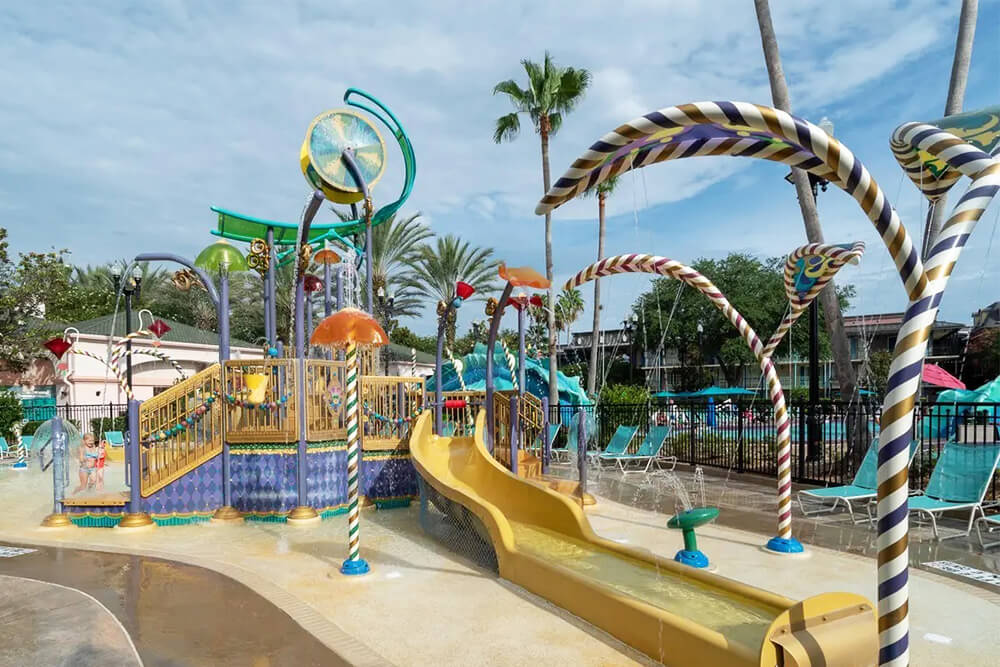 leaf shower splash pad