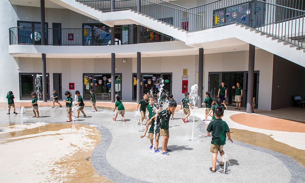 preschool water play area