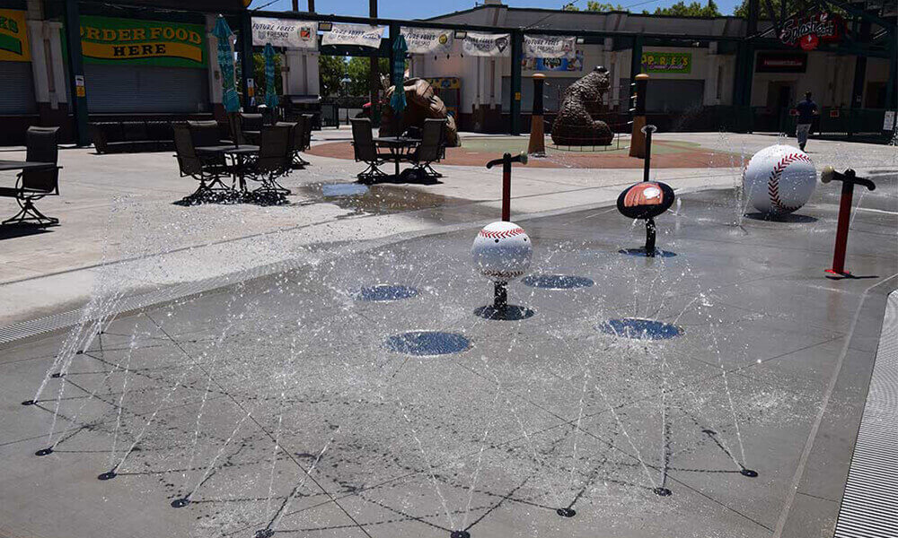 outdoor splash pad